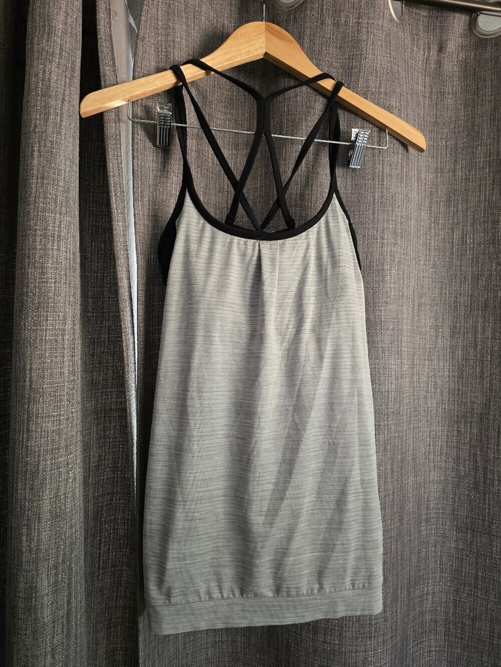 Athleta Mesh Energize 2-in-1 Built In Bra Gray Yoga Class Tank Size S